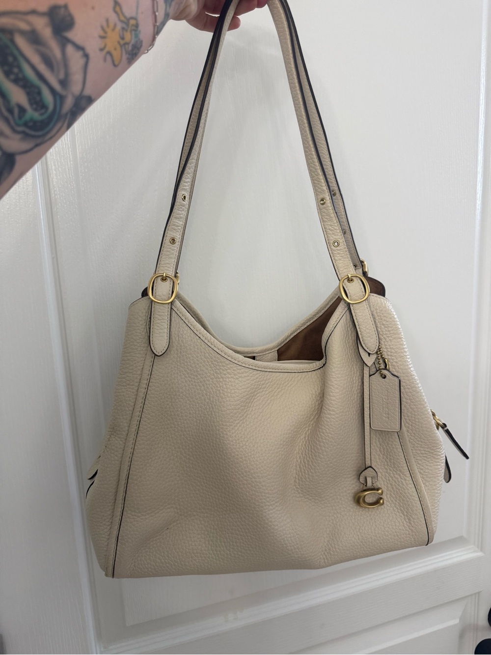 Coach Lori Shoulder Bag Refined Pebble Leather Chalk Off-White C4824